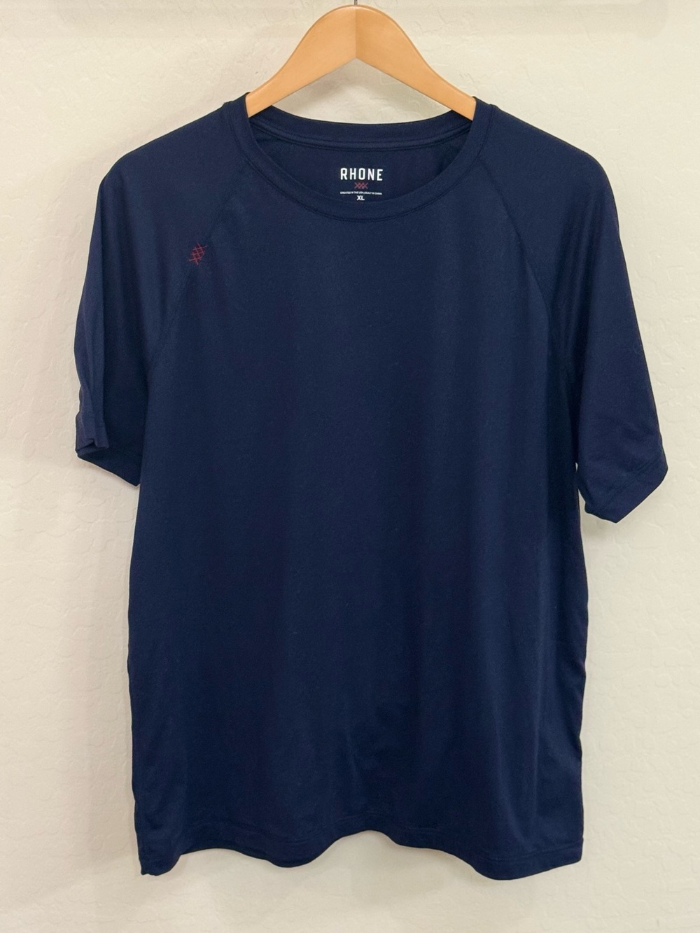 Rhone Reign Performance Short Sleeve T-Shirt Navy Blue Men's Size XL Gym